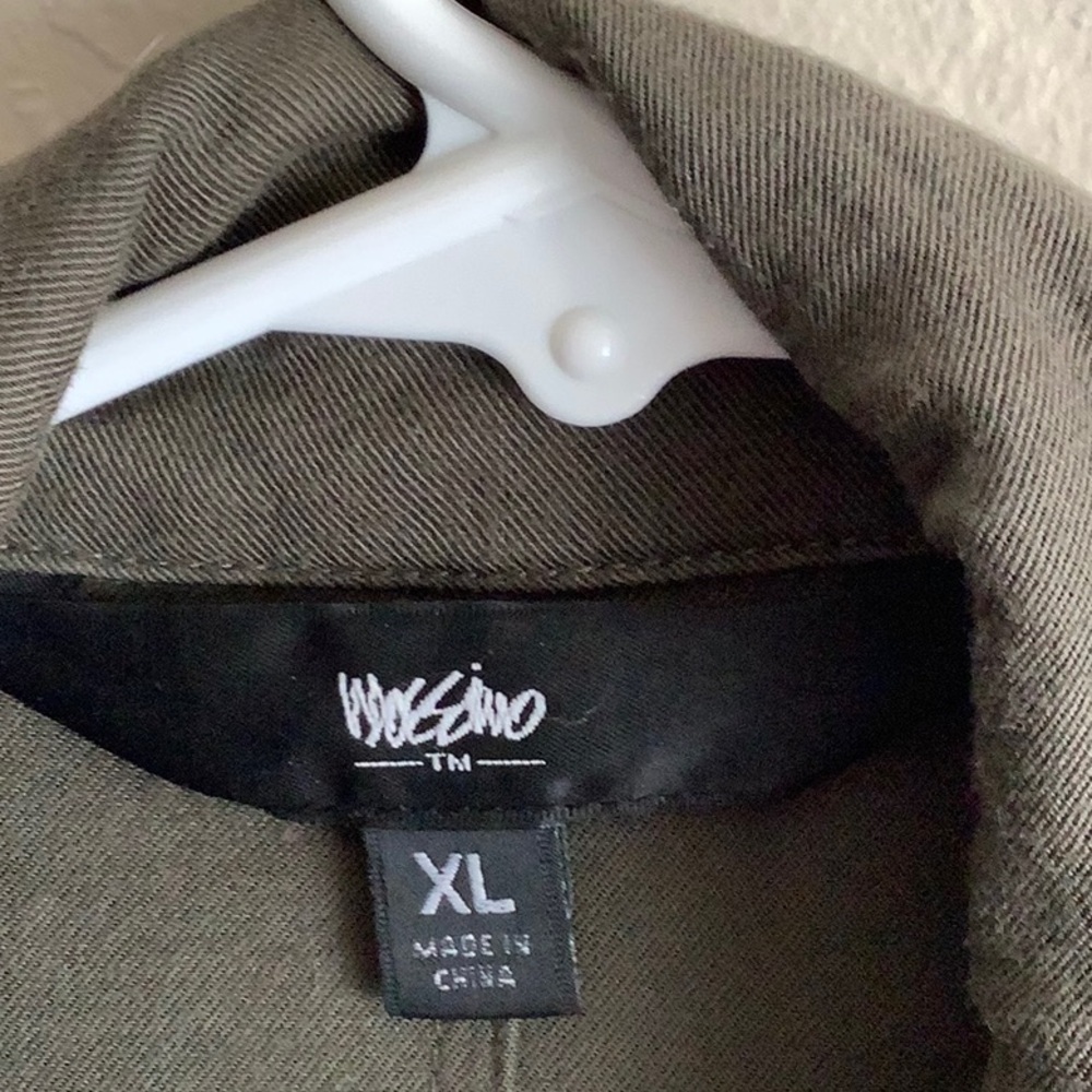 Jacket - Picture 2 of 7